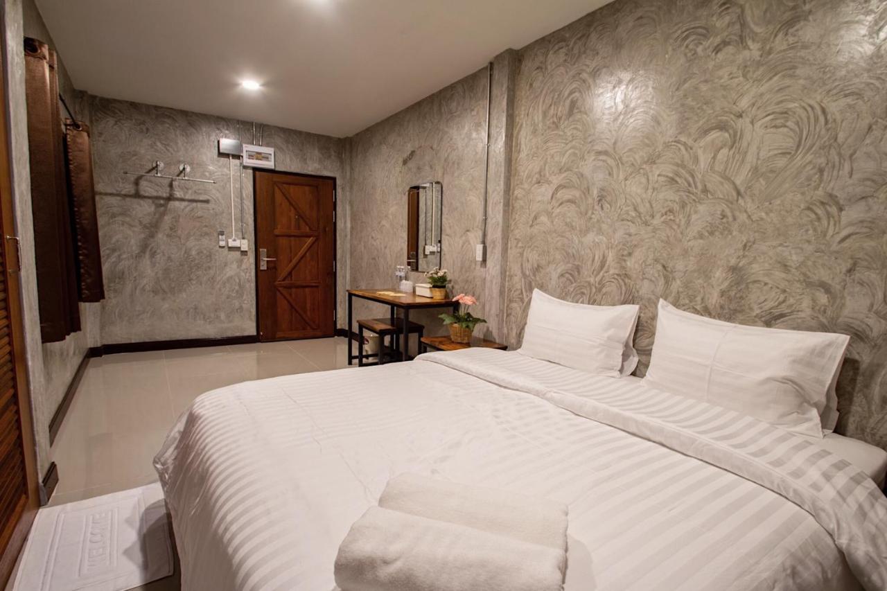 Momento House Hostel Phra Nakhon Si Ayutthaya Exterior photo